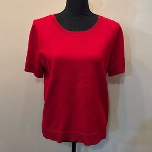 Tint‎ & Shadow Women’s Red Short Sleeve Sweater Blouse Size L back button detail